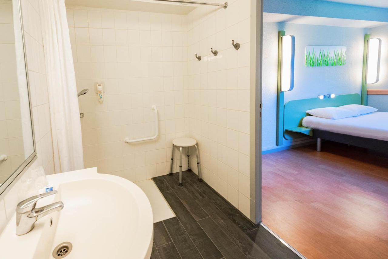 Ibis Budget Bollene Luaran gambar