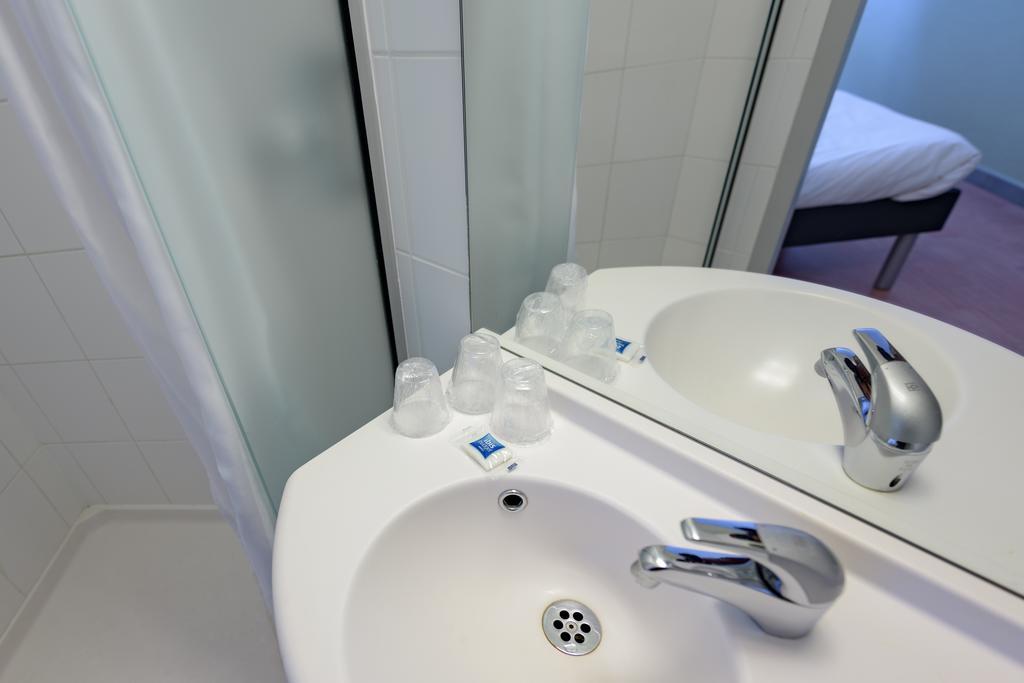 Ibis Budget Bollene Luaran gambar